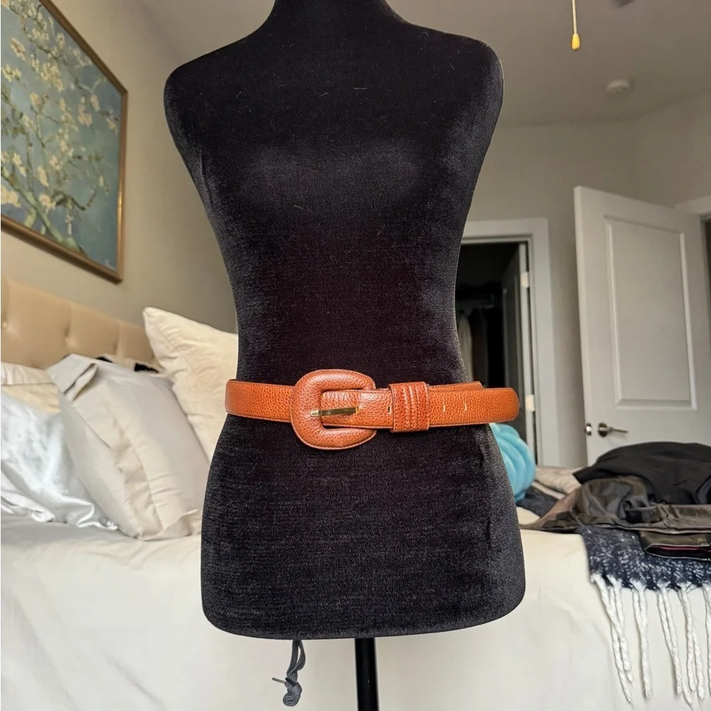 Liz Claiborne Rich Brown Leather Belt